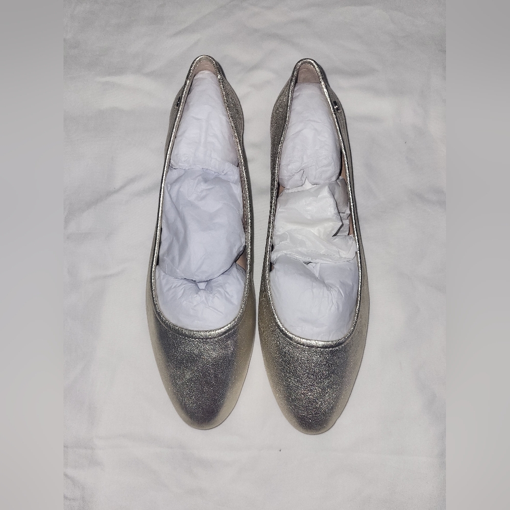 Vince Camuto Metallic Silver Flats